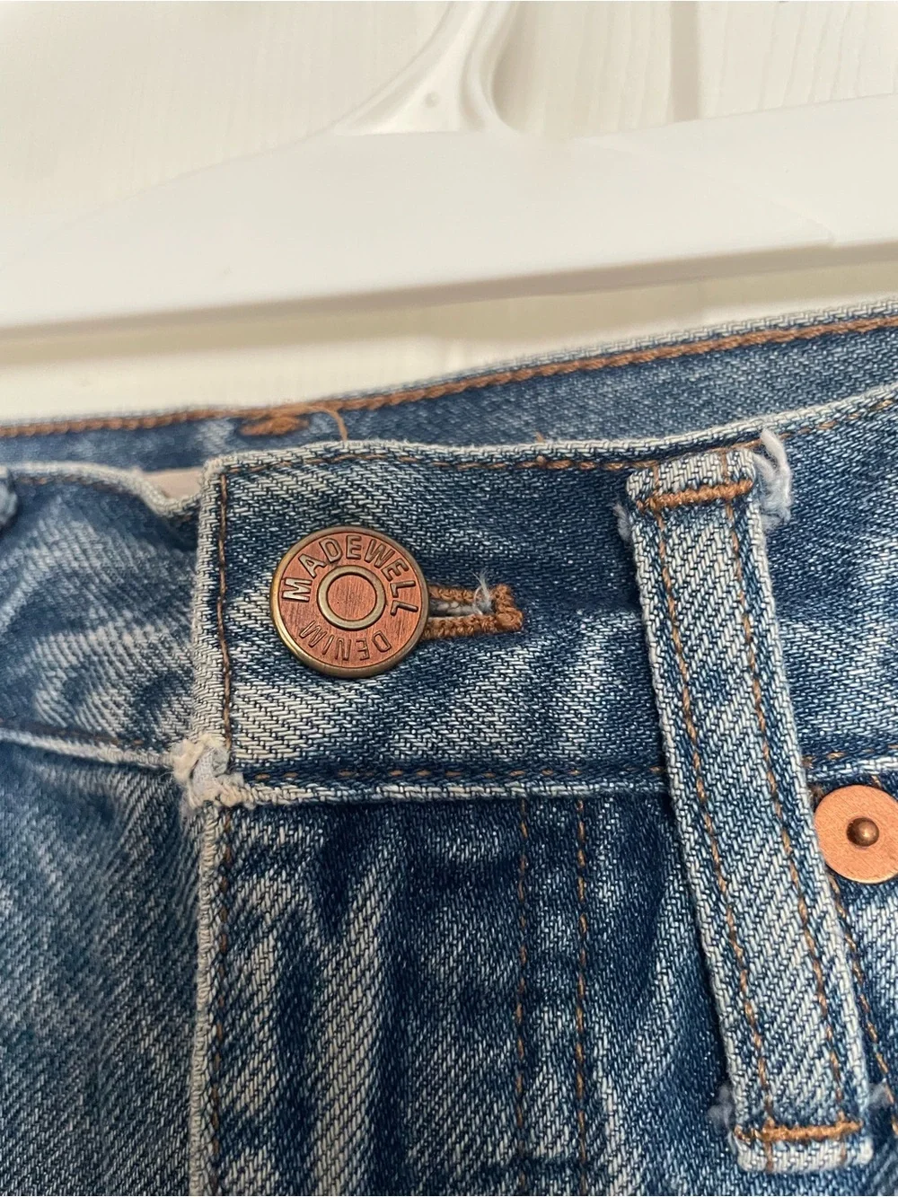 Madewell Women’s size 24 Classic Straight Jean Denim Cutoff Shorts - Blue